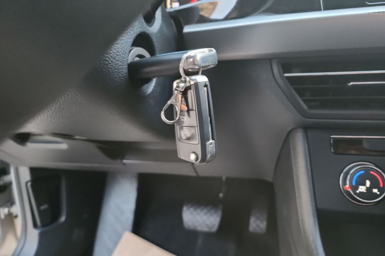Volkswagen Lavida 2019 imagen de coche #17