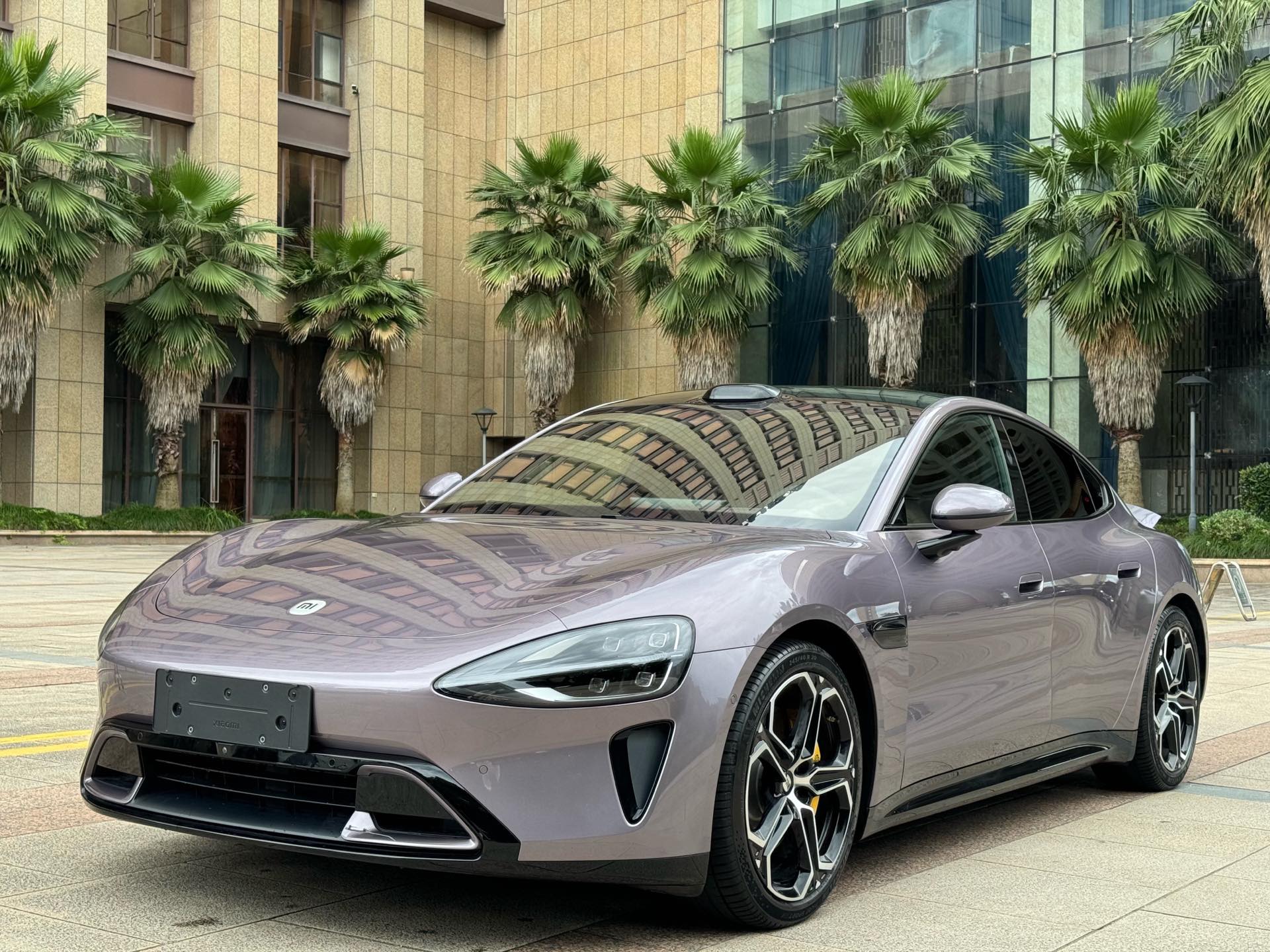 MI SU7 2024 car image 