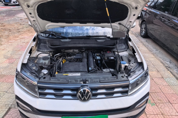 Volkswagen T-Cross 2021 صورة سيارة #22