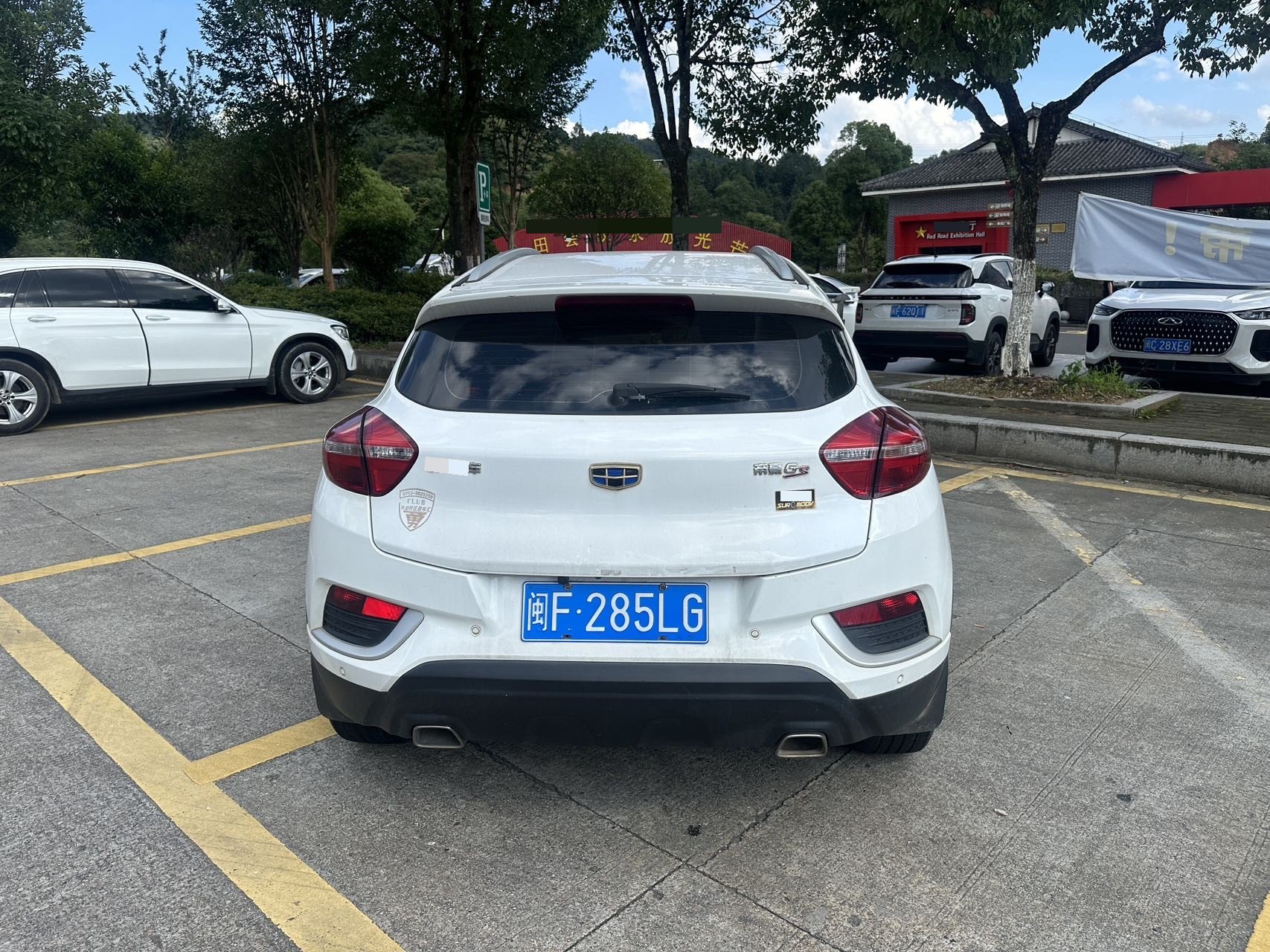 GEELY Emgrand GS 2018 car image #8