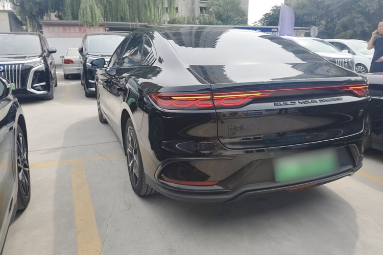 BYD Han 2024 #5 BYD Han 2024 car image #5