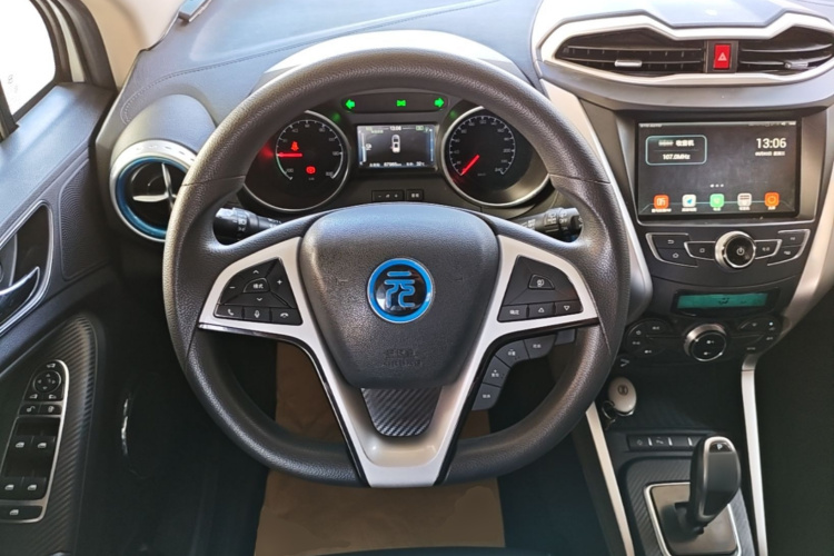 BYD Yuan New Energy 2019 car image #11