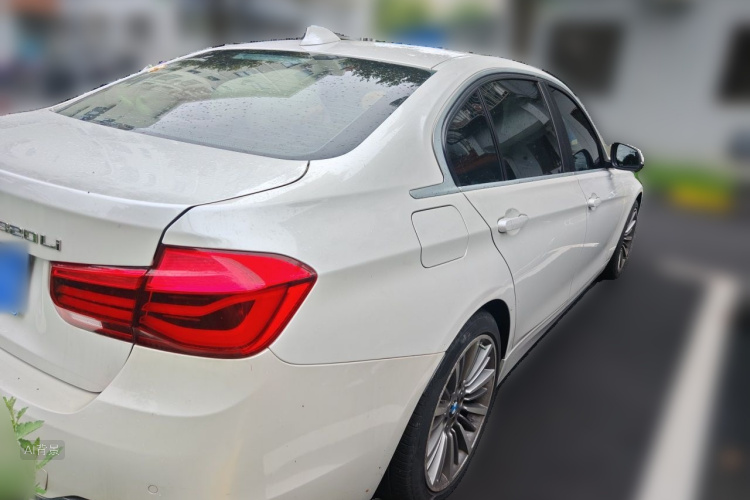 BMW 3 Series 2019 #7 BMW 3 Series 2019 car image #7