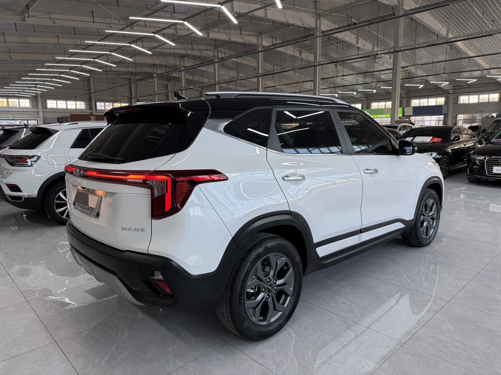 Kia Seltos 2023 #9 Kia Seltos 2023 immagine di auto #9