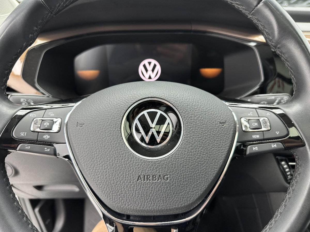 Volkswagen Tharu 2022 car image #14