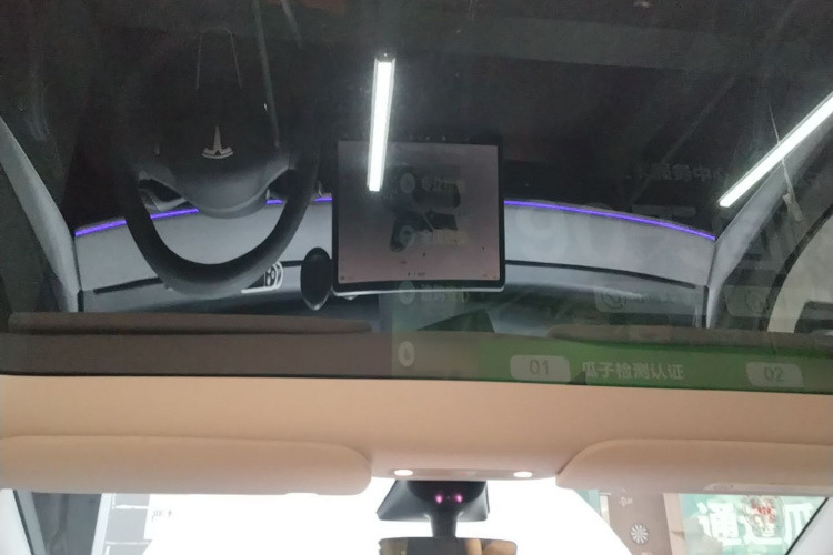 Tesla Model Y 2023 #20 Tesla Model Y 2023 car image #20