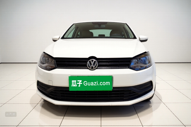 Volkswagen Polo 2017 car image #3