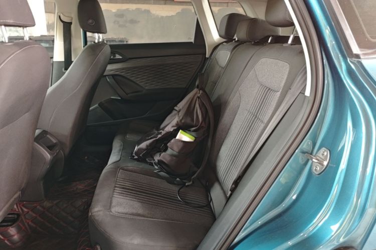 Volkswagen Tharu 2019 car image #17