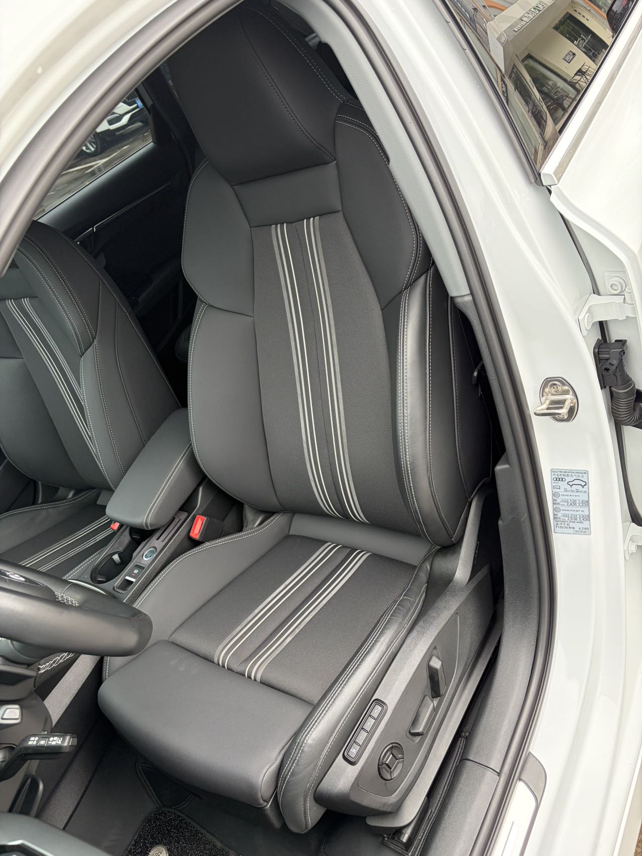Audi A3 2023 car image #5
