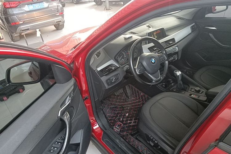 BMW X1 2017 #16 BMW X1 2017 immagine di auto #16