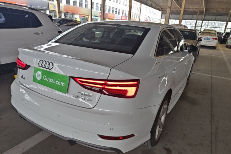 Audi A3 2017 car image #7