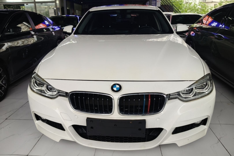 BMW 3 Series 2017 #3 BMW 3 Series 2017 car image #3