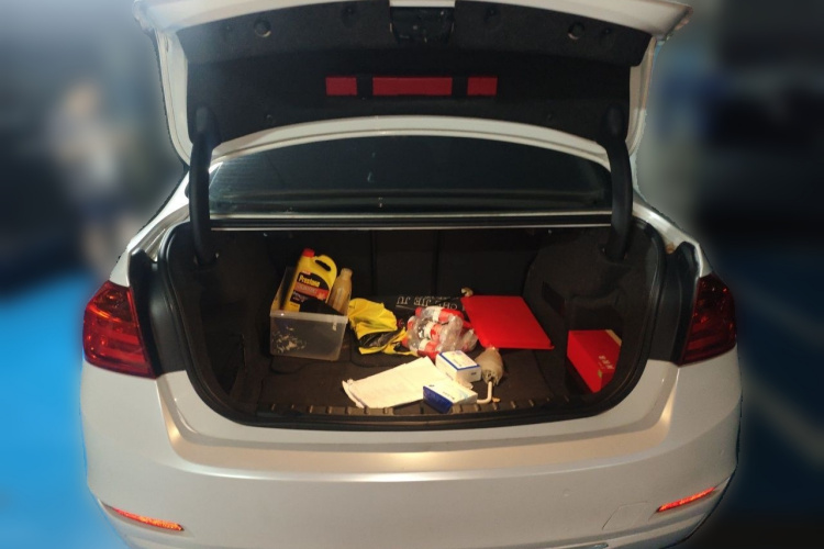 BMW 3 Series 2015 #17 BMW 3 Series 2015 car image #17