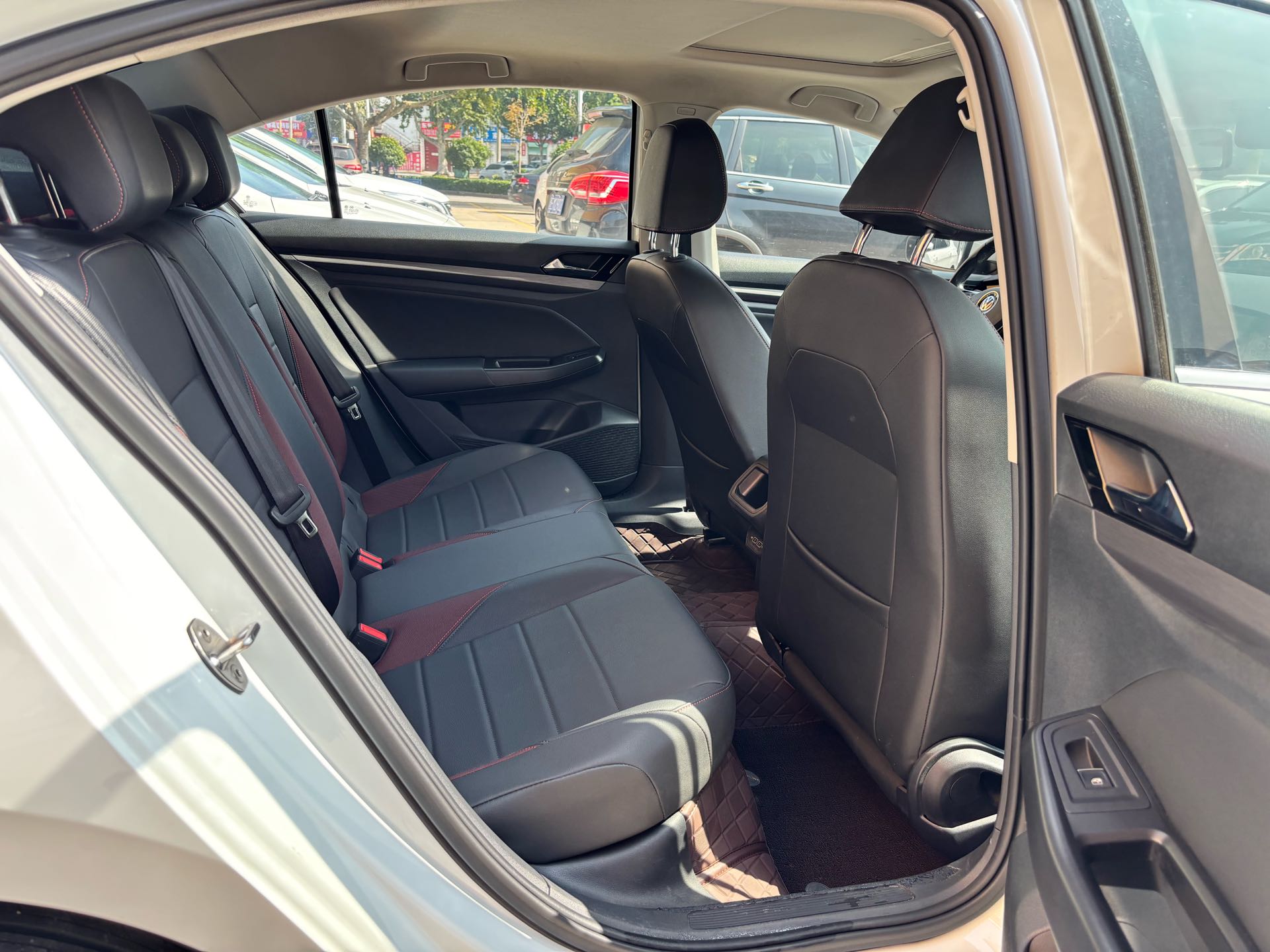 Volkswagen Bora 2019 imagen de coche #6