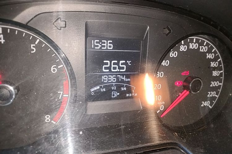 Volkswagen Polo 2017 car image #14