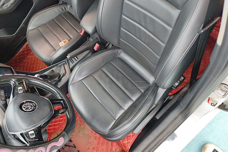 Volkswagen Lavida 2017 car image #17