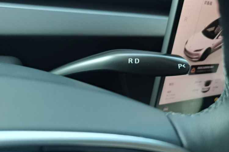 Tesla Model 3 2025 #18 Tesla Model 3 2025 car image #18