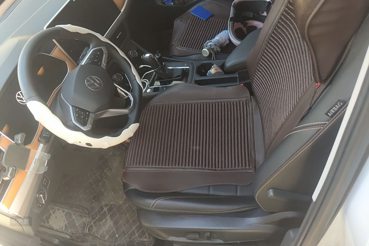 Volkswagen Bora 2023 image de voiture #17