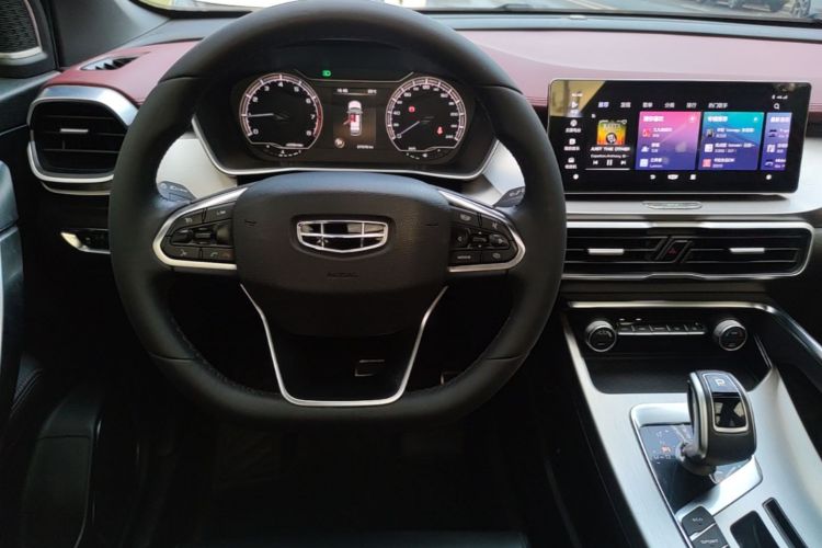 GEELY Coolray 2020 car image #11