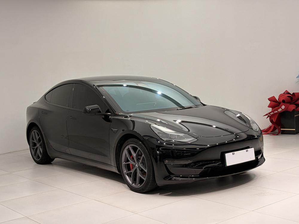 Tesla Model 3 2021 car image #3