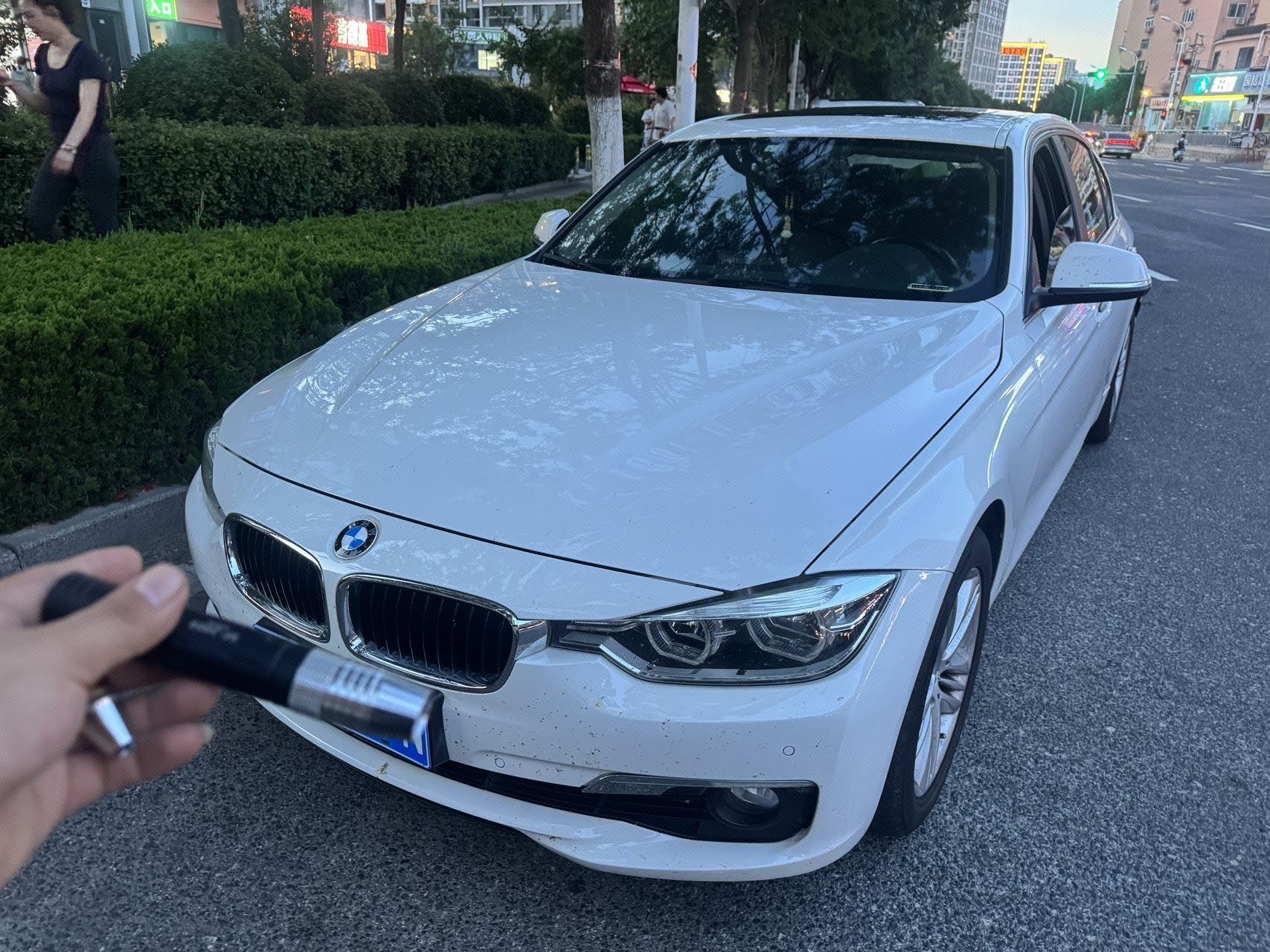 BMW 3 Series 2016 BMW 3 Series 2016 car image
