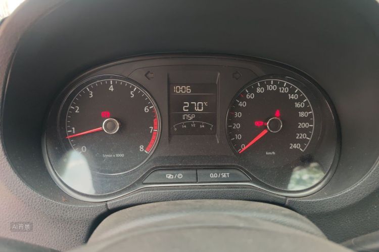 Volkswagen Polo 2014 car image #13