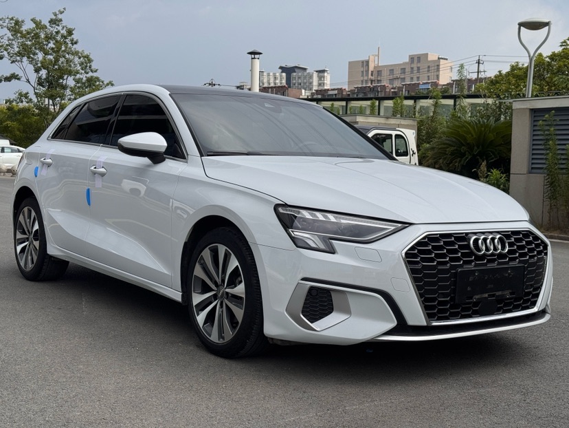Audi A3 2021 car image #3