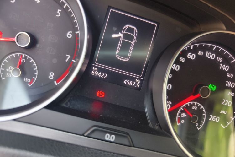 Volkswagen Golf 2016 car image #8