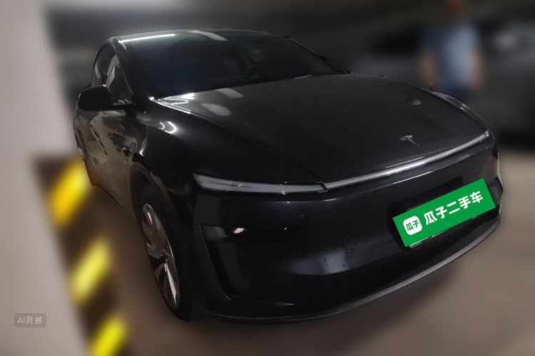 Tesla Model Y 2025 #4 Tesla Model Y 2025 car image #4