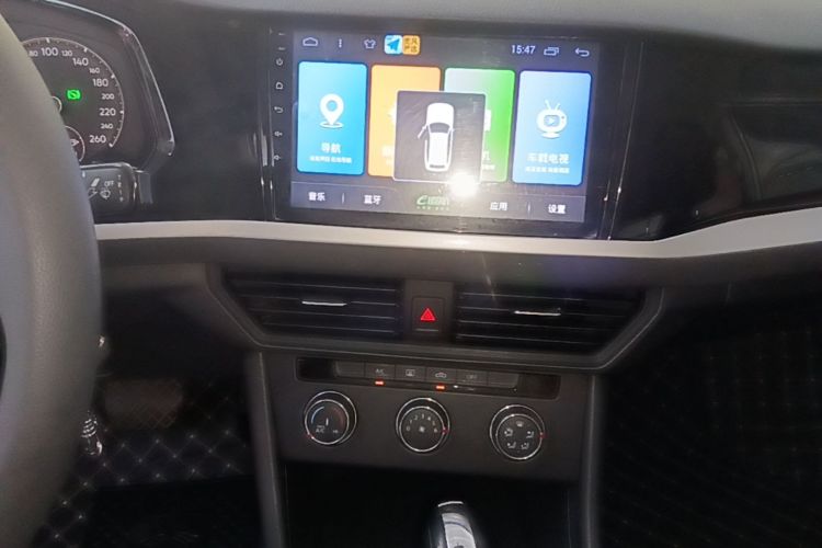 Volkswagen Bora 2019 immagine di auto #13