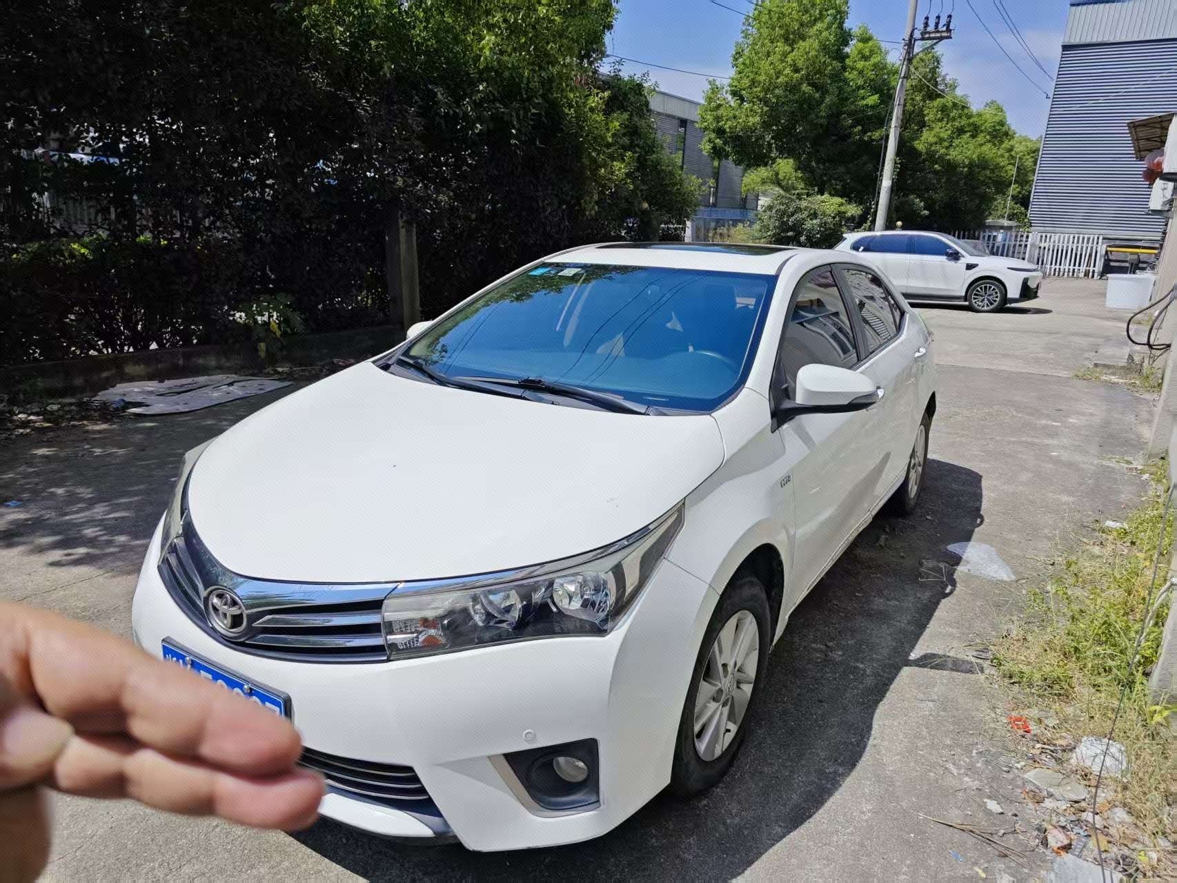 Toyota Corolla 2015 Toyota Corolla 2015 car image