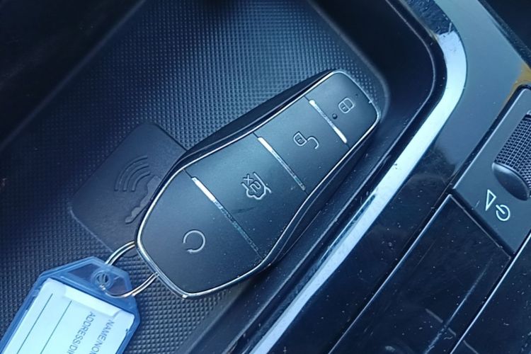 BYD Yuan Pro 2021 #9 BYD Yuan Pro 2021 изображение автомобиля #9