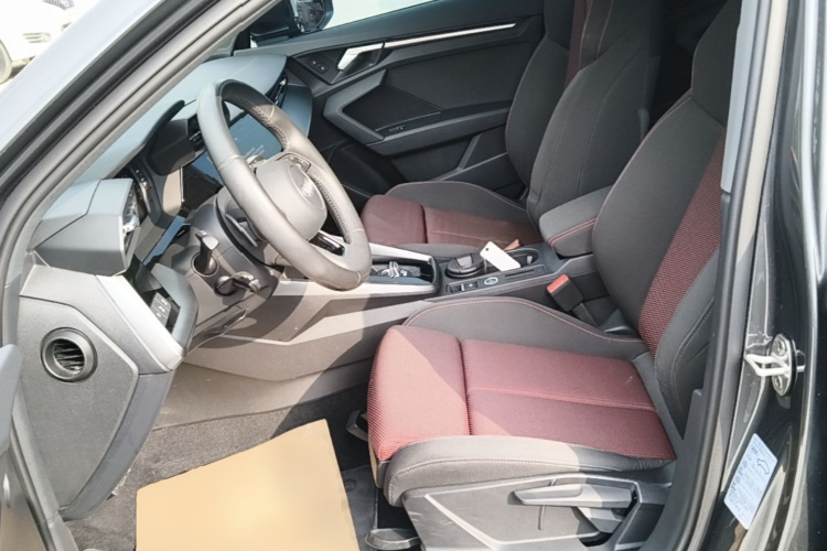 Audi A3 2021 immagine di auto #15