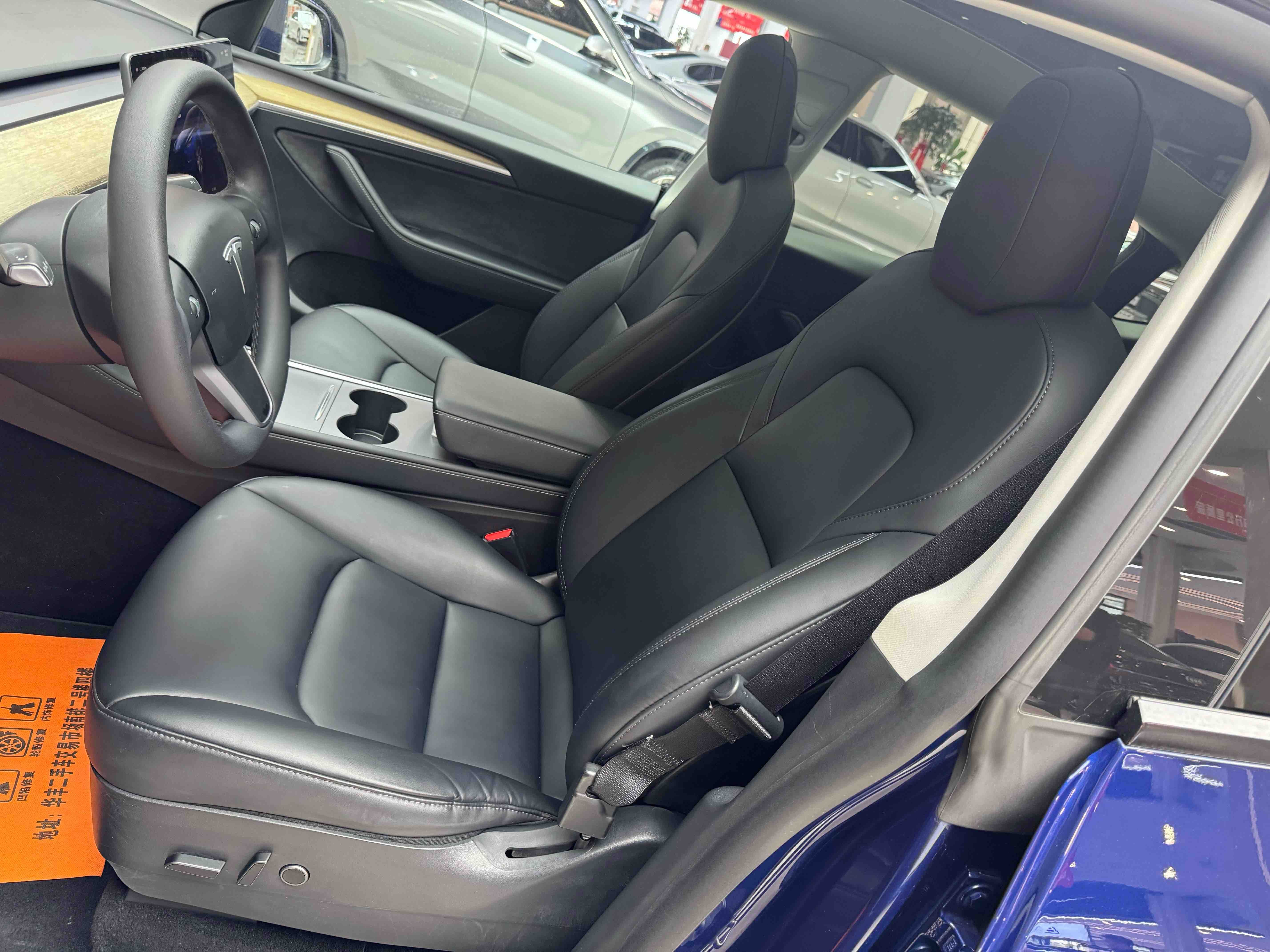 Tesla Model Y 2022 #8 Tesla Model Y 2022 car image #8