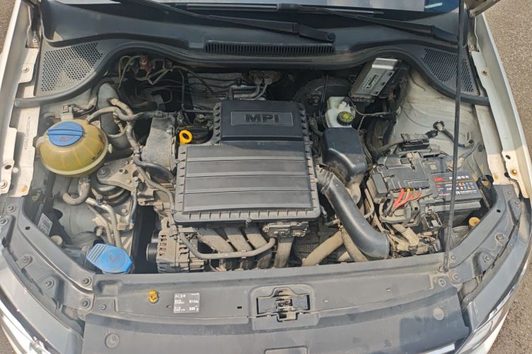 Volkswagen Polo 2018 car image #18