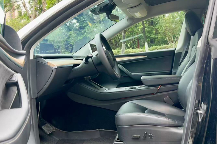 特斯拉 Model Y 2023 汽车图片 #10