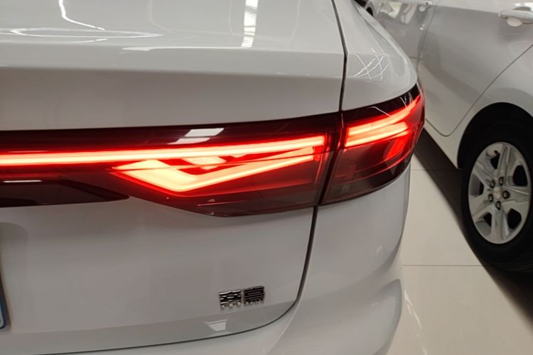 GEELY Emgrand 2023 #8 GEELY Emgrand 2023 car image #8