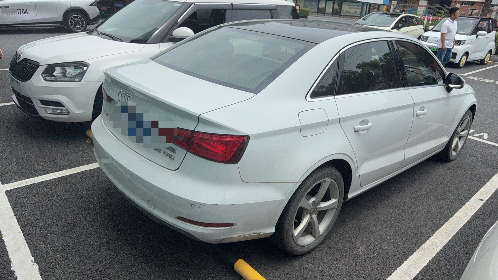 Audi A3 2015 car image #2