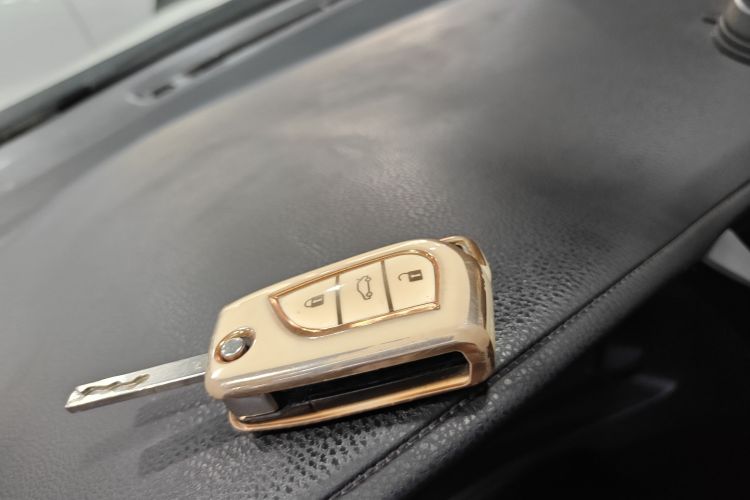 Toyota Corolla 2018 immagine di auto #9