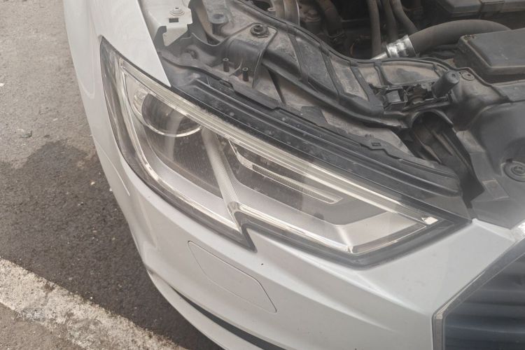 Audi A3 2017 car image #8