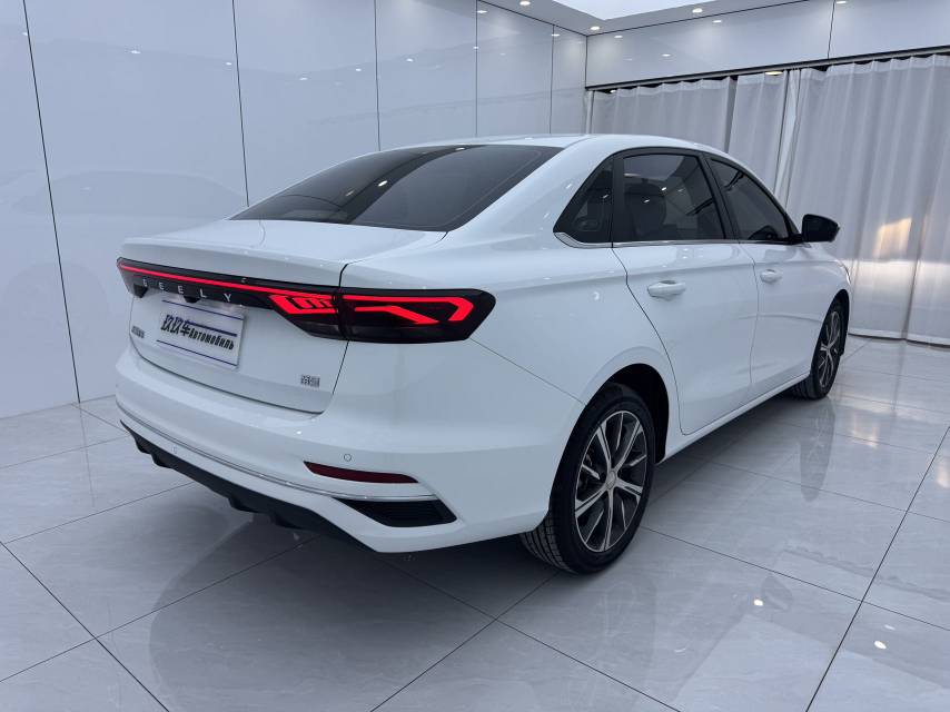 GEELY Emgrand 2022 #4 GEELY Emgrand 2022 image de voiture #4
