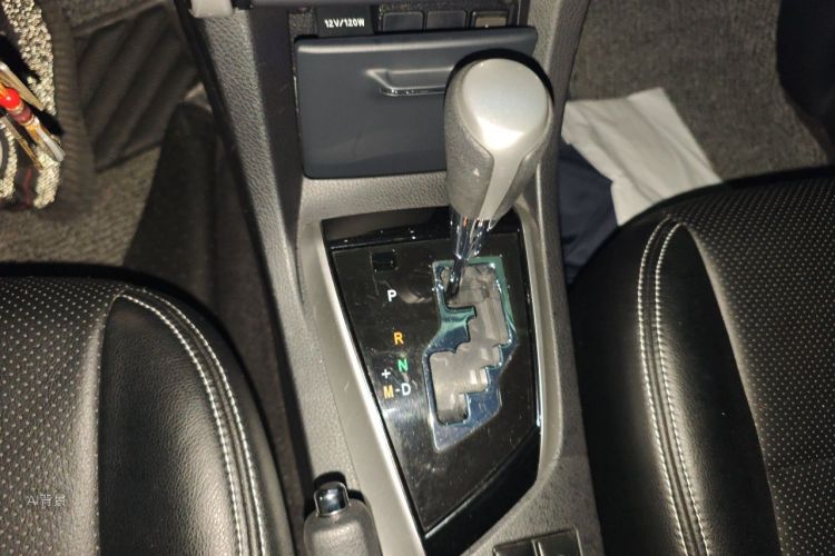 Toyota Corolla 2017 car image #16