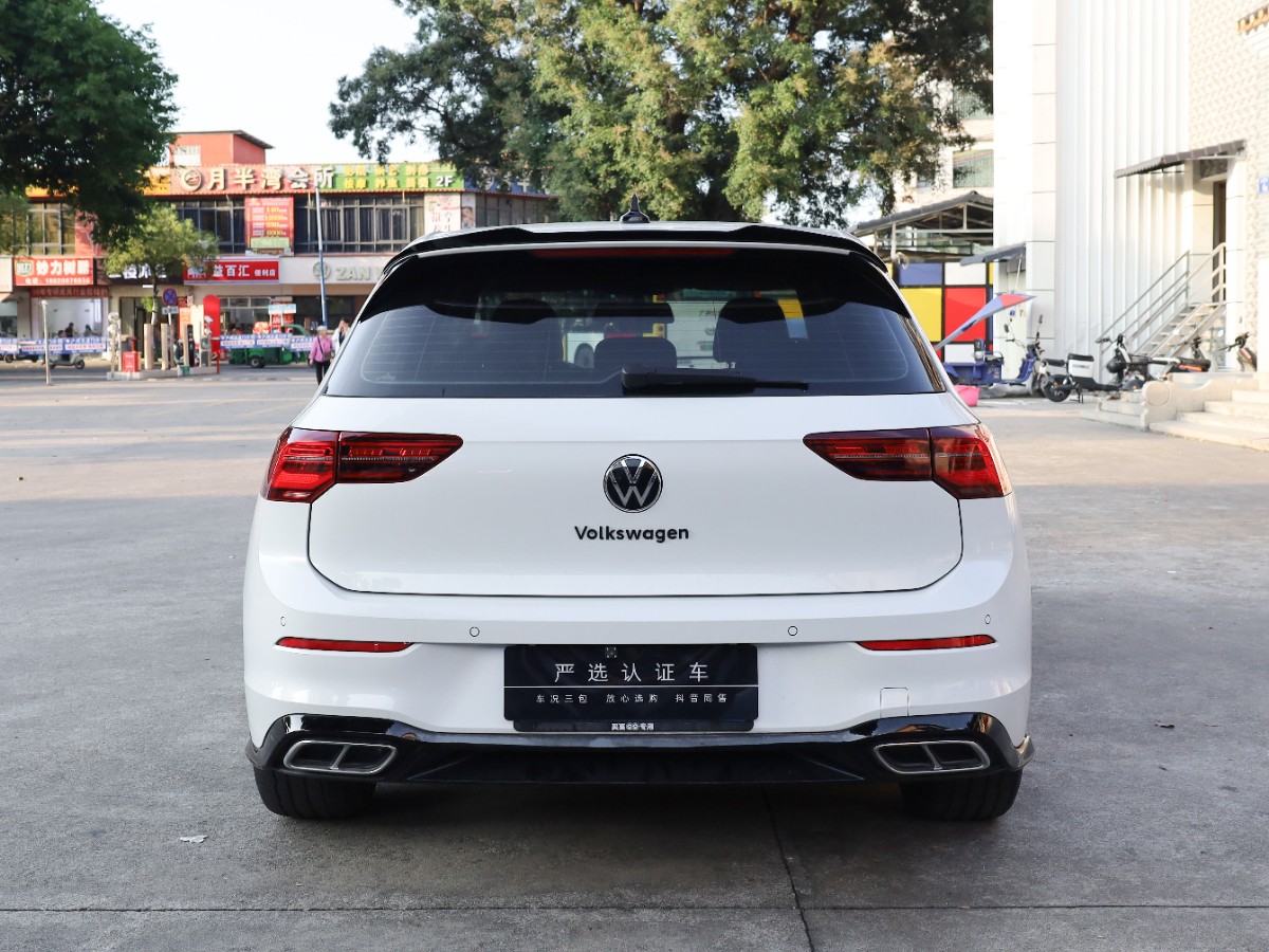 Volkswagen Golf 2023 car image #7