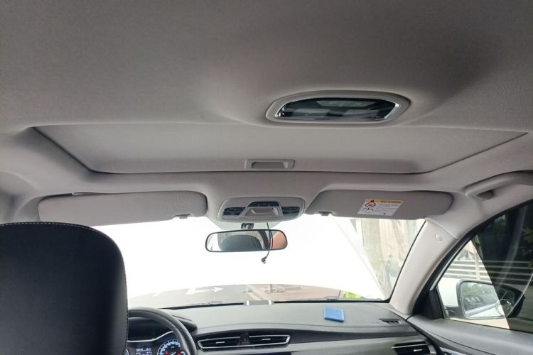GEELY Emgrand 2021 car image #16