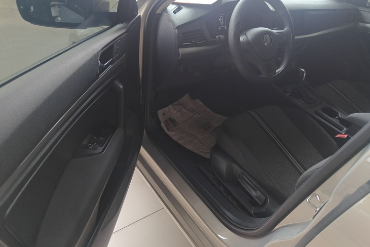 Volkswagen Lavida 2020 car image #9