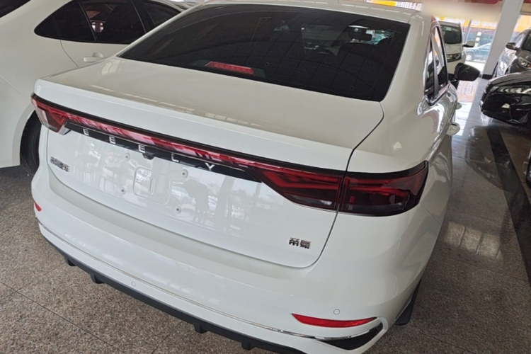 GEELY Emgrand 2022 car image #6
