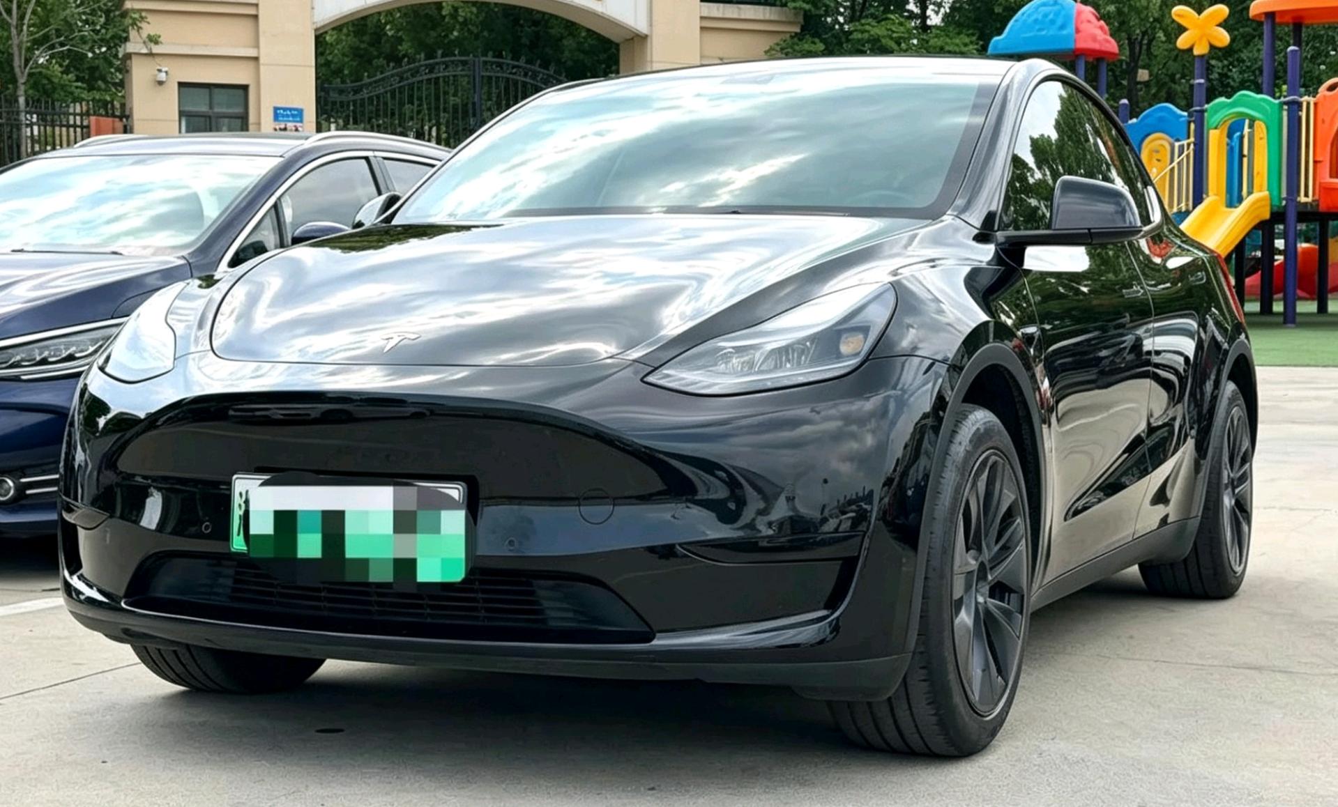 Tesla Model Y 2024 Tesla Model Y 2024 car image
