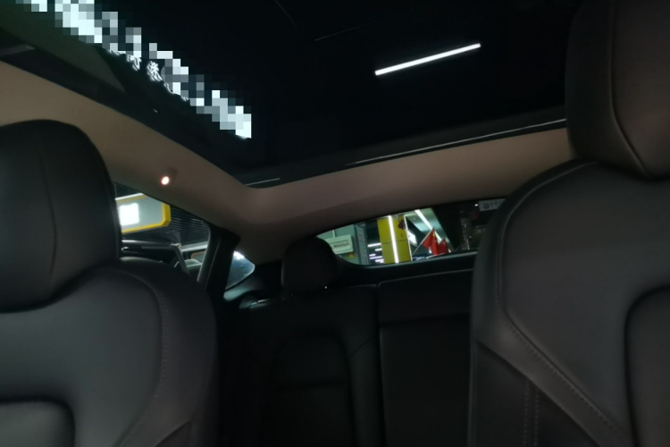 Tesla Model Y 2021 #18 Tesla Model Y 2021 car image #18