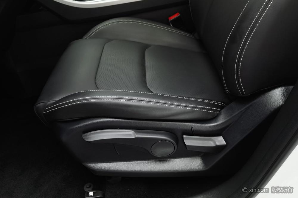 GEELY Vision X6 2020 car image #18