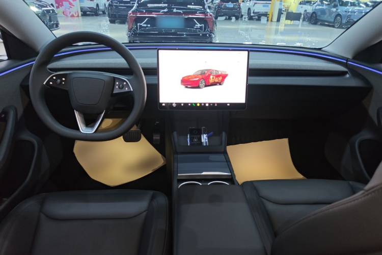 Tesla Model 3 2025 car image #10